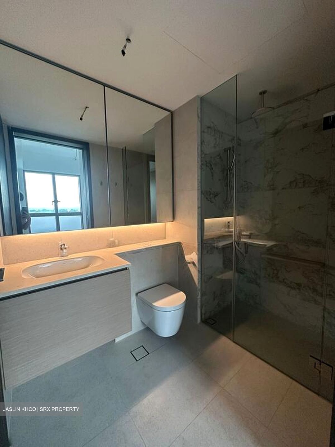 Pasir Ris Drive 8 (D18), Condominium #499676081